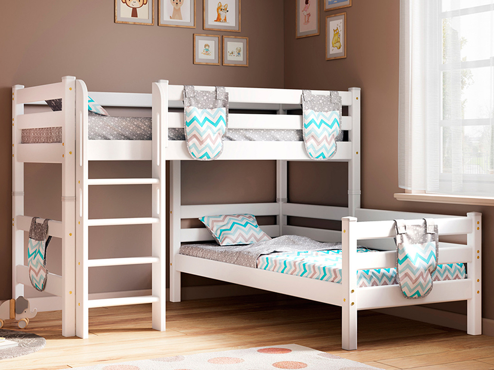 Кровать двухъярусная деревянная детская с лестницей
